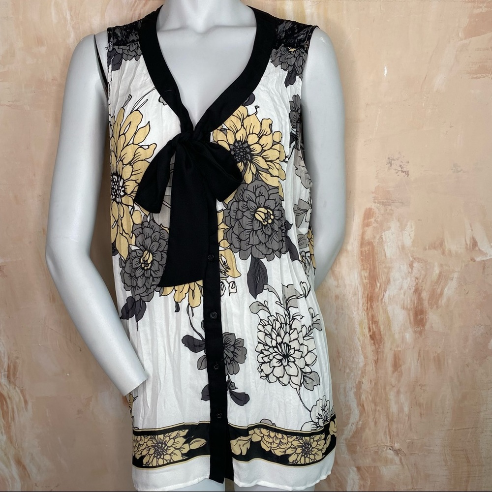 3X NY Collection Floral Blouse